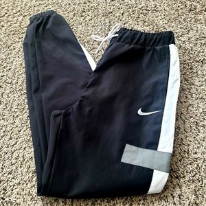Nike Track Pants Joggers Youth Boys XXL 26x29 Reflective Running Black White